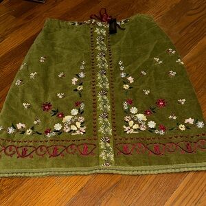 Persaman New York Olive Embroidered A-Line Skirt 8